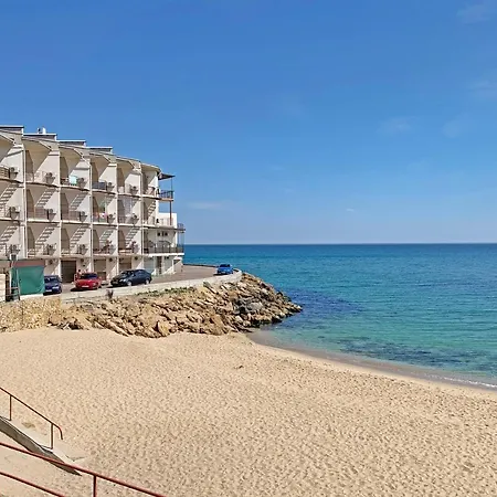 совиньон. коттедж. первая линия. Hébergement de vacances Odessa