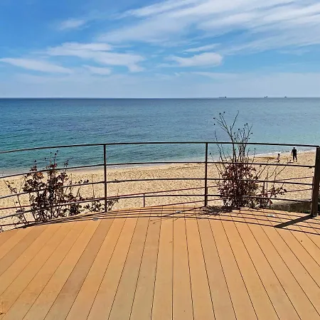 совиньон. коттедж. первая линия. * Odesa