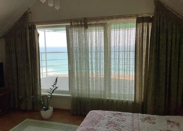 совиньон. коттедж. первая линия. Hébergement de vacances *